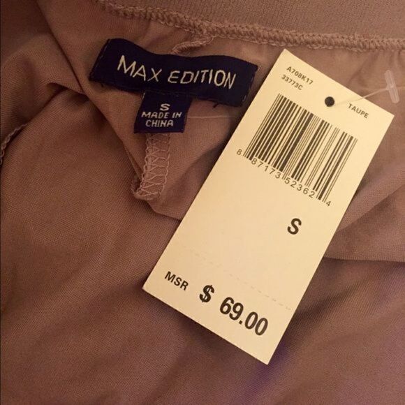 NWT max edition skirt, S - Picture 2 of 6